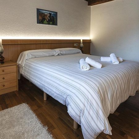 Hostal Etxeberri Eugi Dış mekan fotoğraf